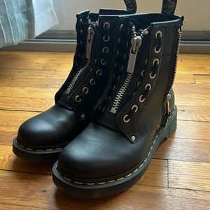 Dr. Martens 1460 Twin Zipper Boot Sz 6